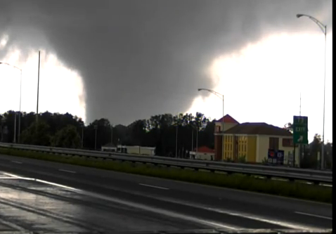 tuscaloosa tornado video. freak tornado incidents.